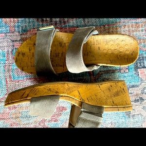 Vionic Wedge Sandal, Size 11